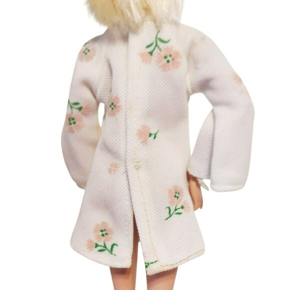 Vintage Handmade 60s Cream Floral Dress For 12-Inch Barbie/Clone Doll - Picture 4 of 7